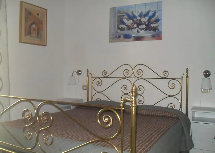 Couette-café Il Covo Dei Piccioni 3*